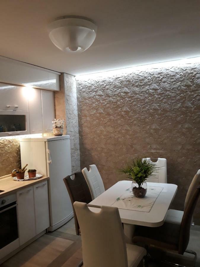 Seahaven Apartment Petrovac Exterior foto