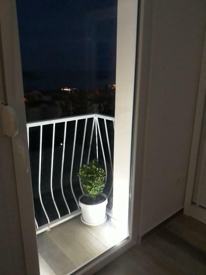 Seahaven Apartment Petrovac Exterior foto