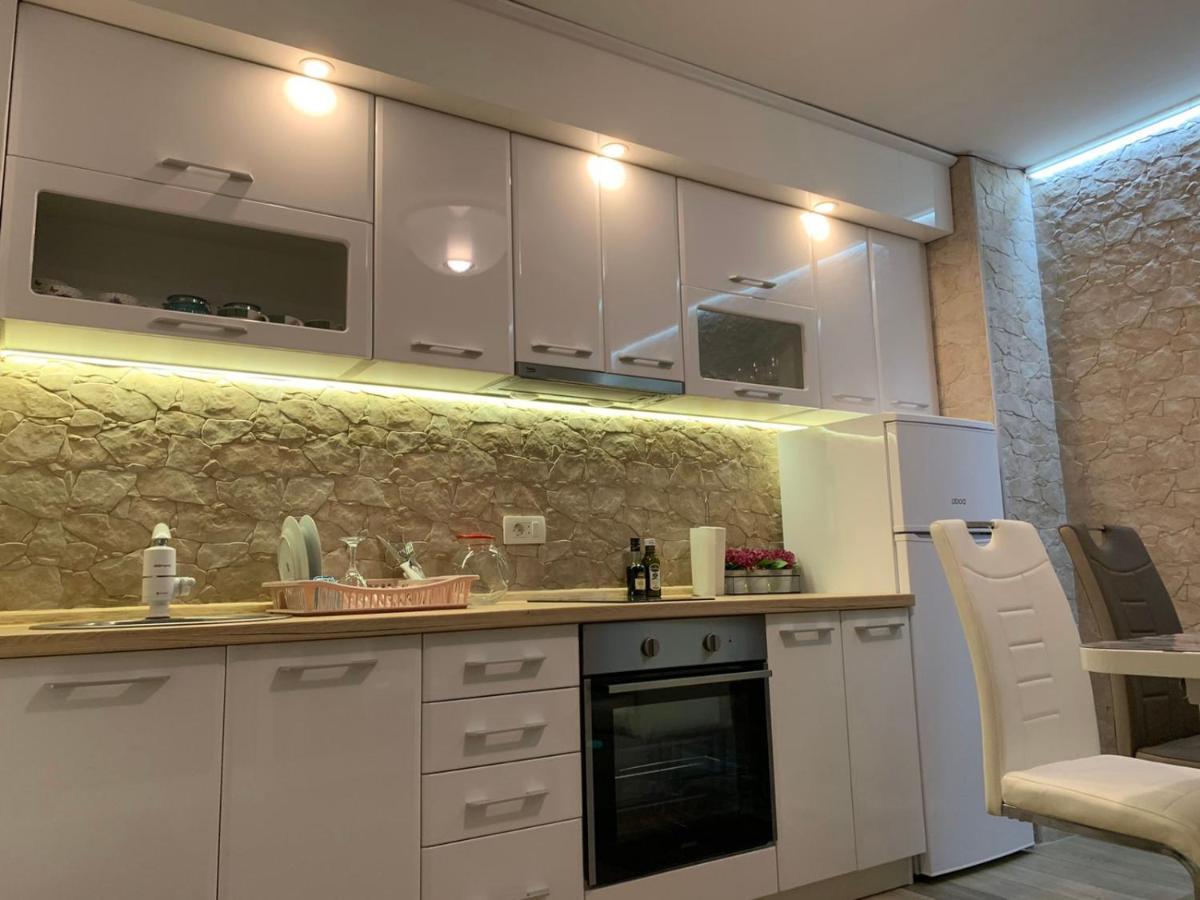 Seahaven Apartment Petrovac Exterior foto