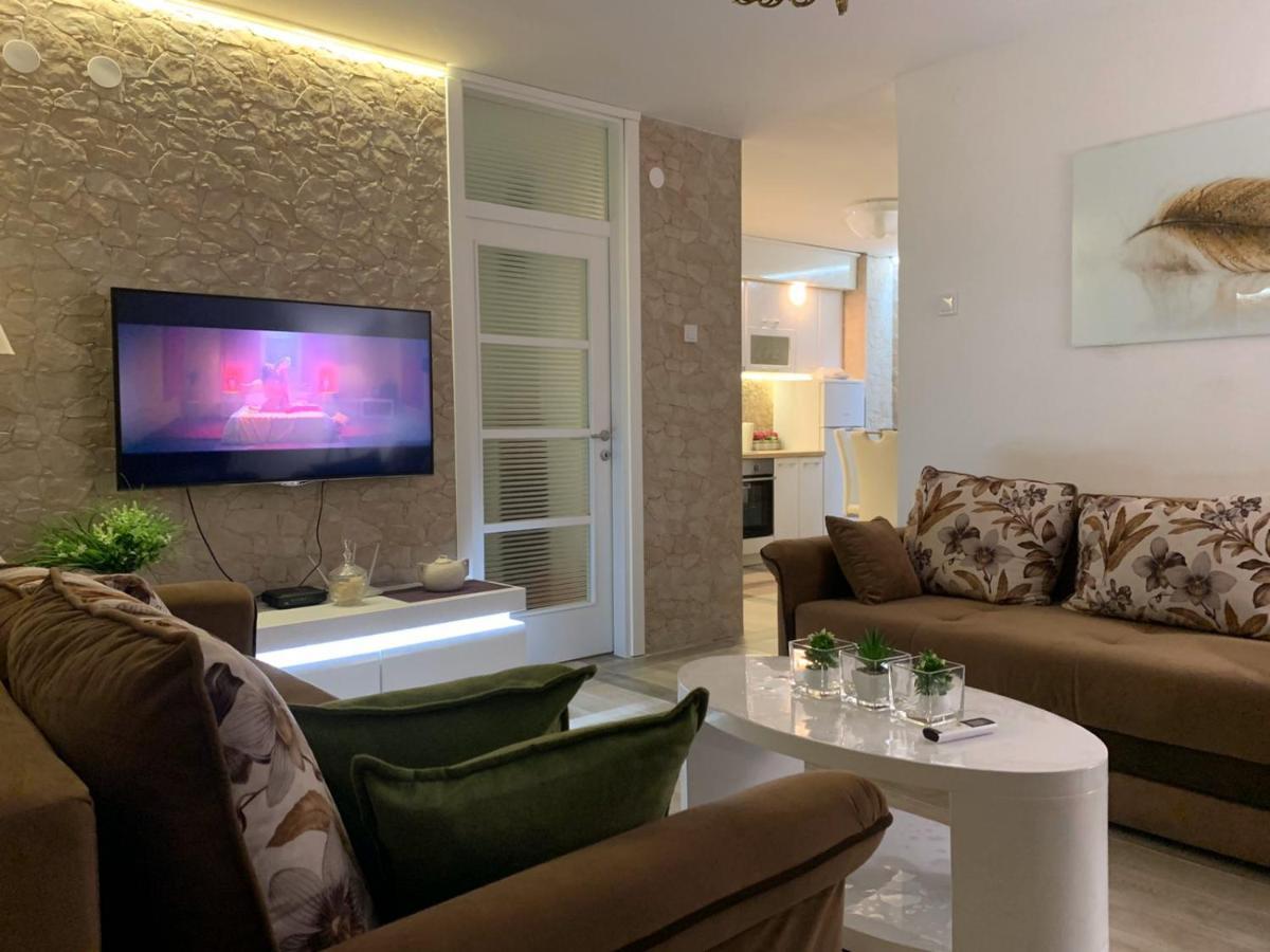 Seahaven Apartment Petrovac Exterior foto